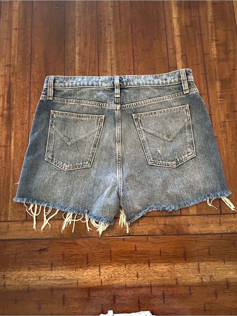 Hudson Lori Short size 28 Distressed Blue Denim Cutoff Shorts - Picture 5 of 7